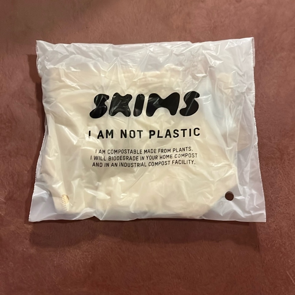 Skims fit everyone thong - sand